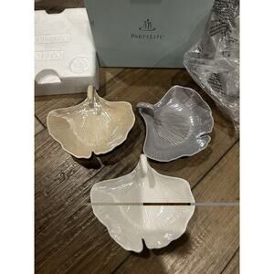 VINTAGE PartyLite Beautiful Gingko Leaves Tealight Trio Candle Holders P9932 NEW
